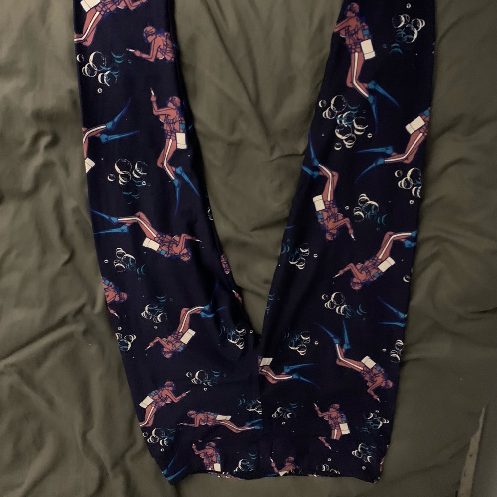 NWOT Lularoe leggings